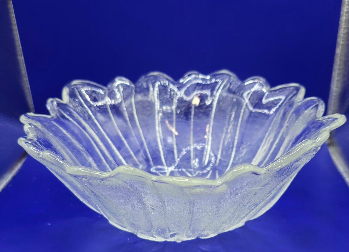 Vintage Indiana Glass Co Sunflower Lily Pons Pattern Bowl Glass 7"