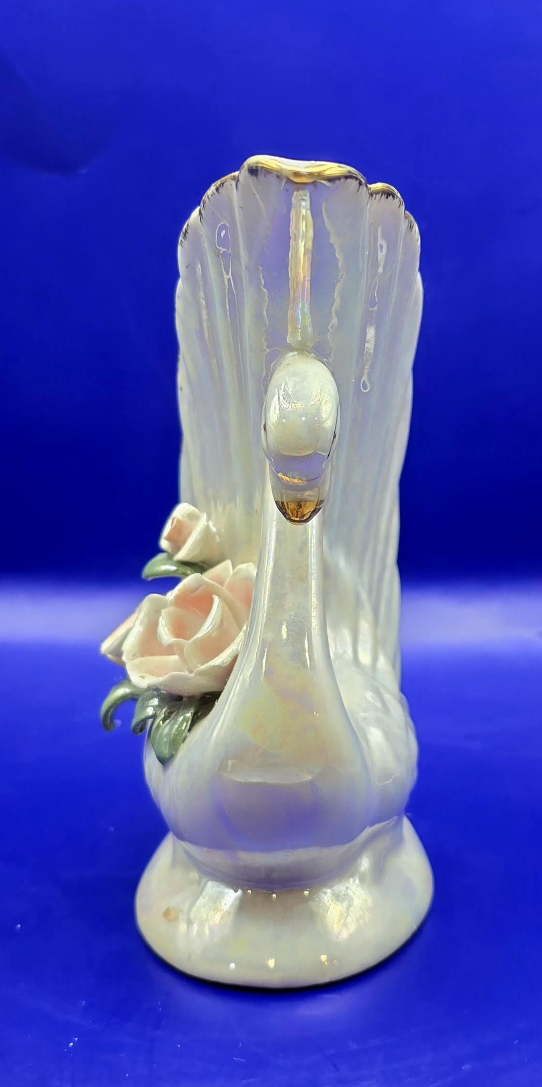 Vintage Porcelain Iridescent White Swan Vase Gold Trim Pink Applied Roses vase