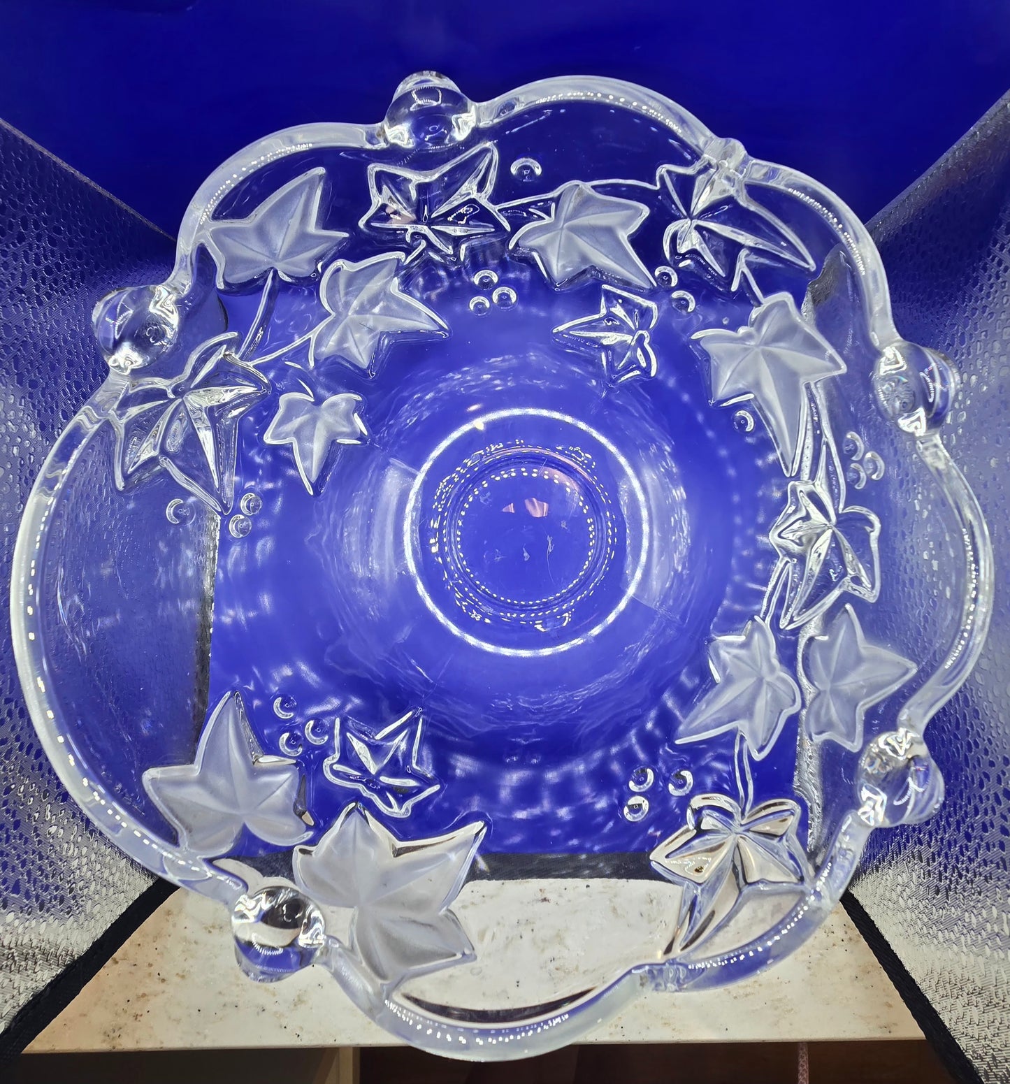 Crystal Glass Clear Serving Bowl Decorated W/ Ivory & Berries Frosted Art Decor