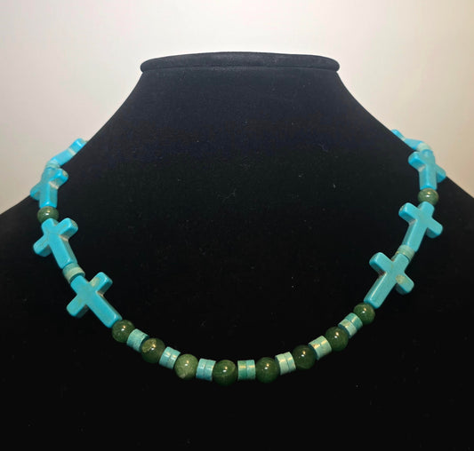 New Mexico short neckless with turquoise beads and crosses