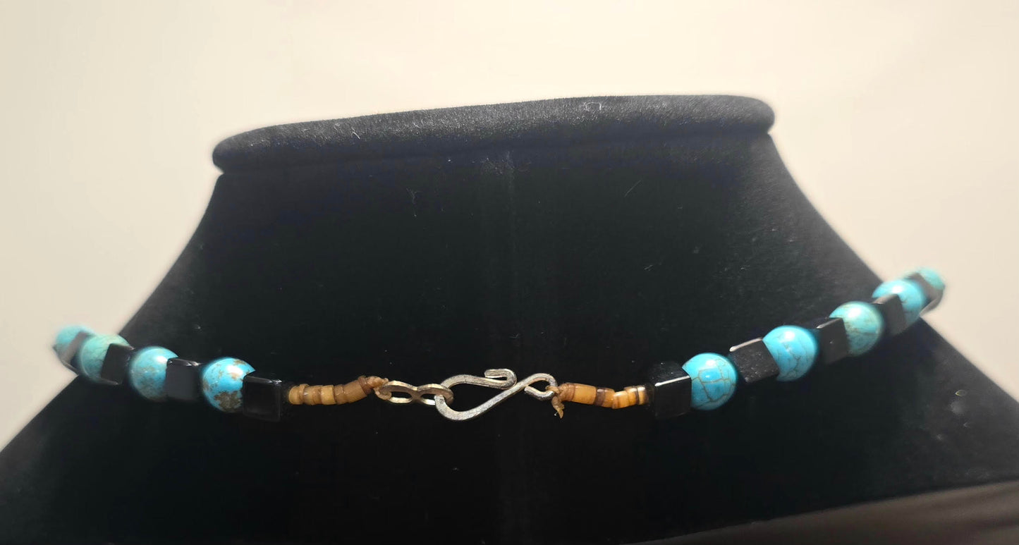 New Mexico  neckless medium length with square black beads and turquoise round beads